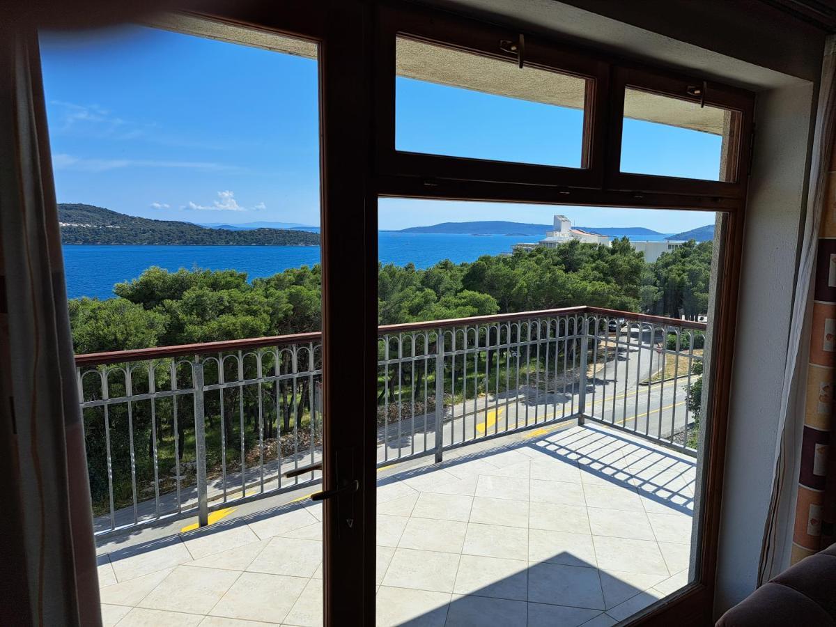 Apartment With Splendid Sea View 特罗吉尔 外观 照片