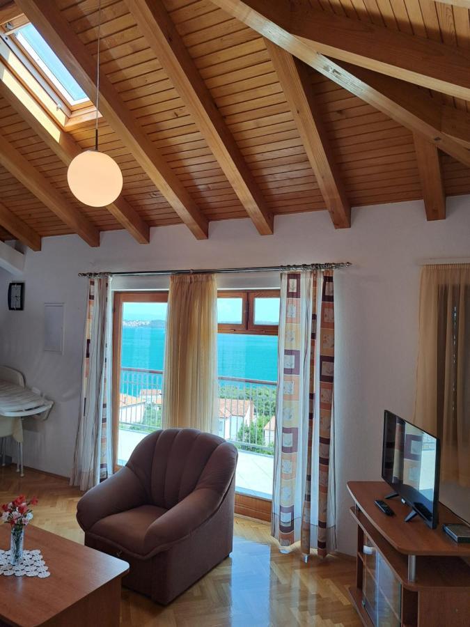 Apartment With Splendid Sea View 特罗吉尔 外观 照片