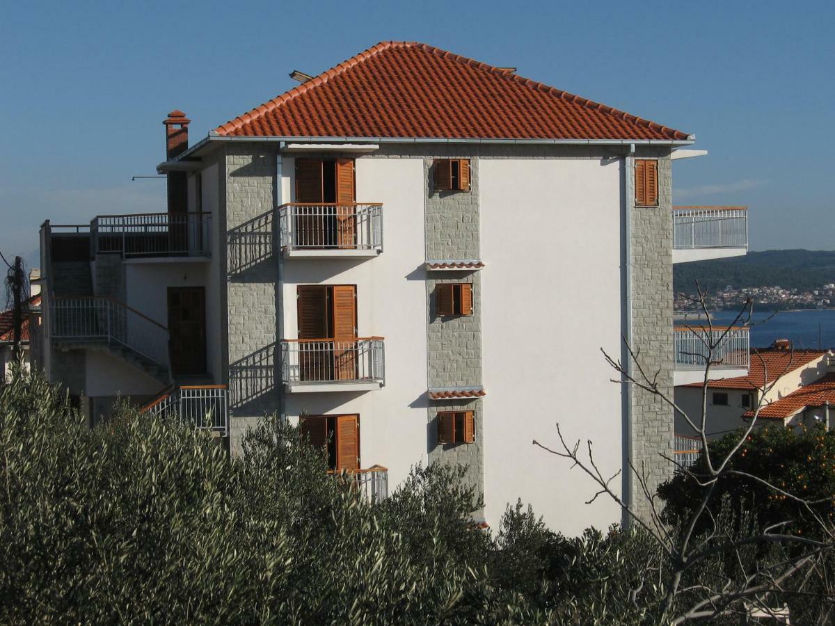 Apartment With Splendid Sea View 特罗吉尔 外观 照片
