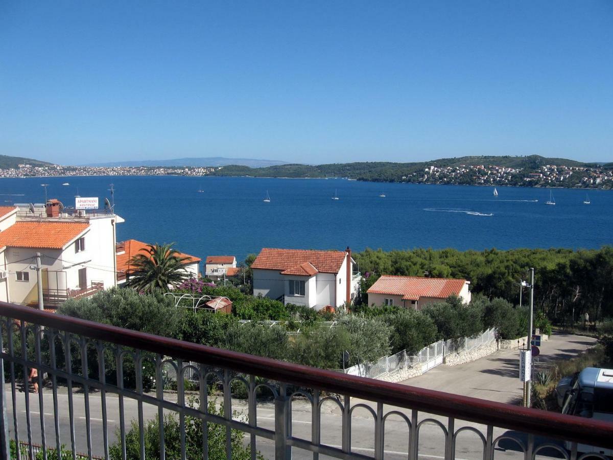 Apartment With Splendid Sea View 特罗吉尔 外观 照片