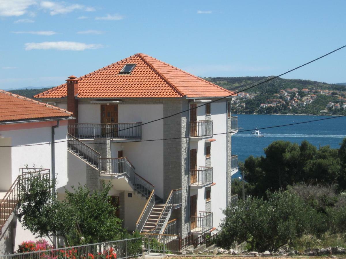 Apartment With Splendid Sea View 特罗吉尔 外观 照片