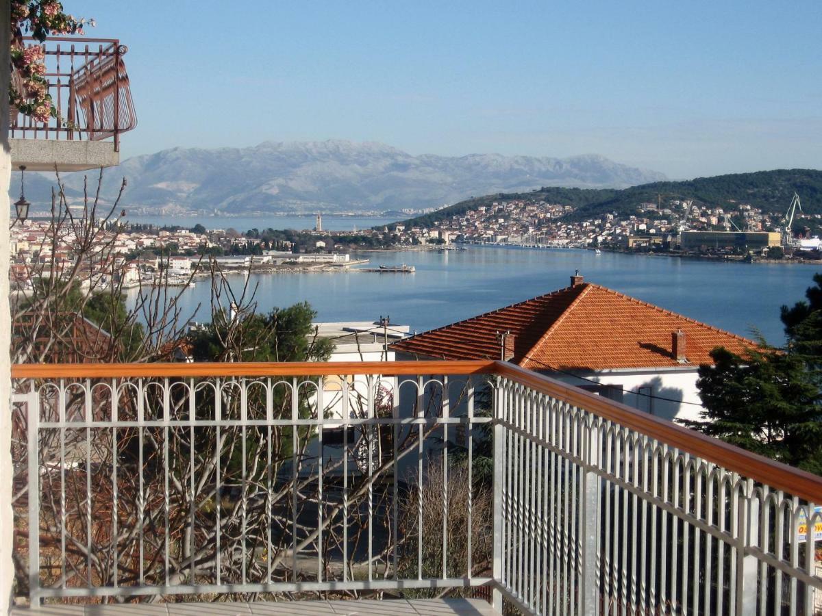 Apartment With Splendid Sea View 特罗吉尔 外观 照片